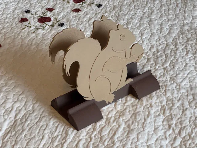 Giá Đựng Khăn Giấy Hình Chú Sóc - Image 3