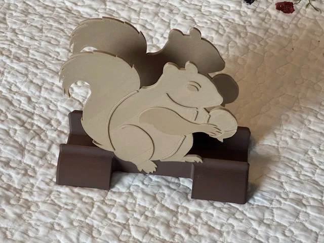 Giá Đựng Khăn Giấy Hình Chú Sóc - Image 4