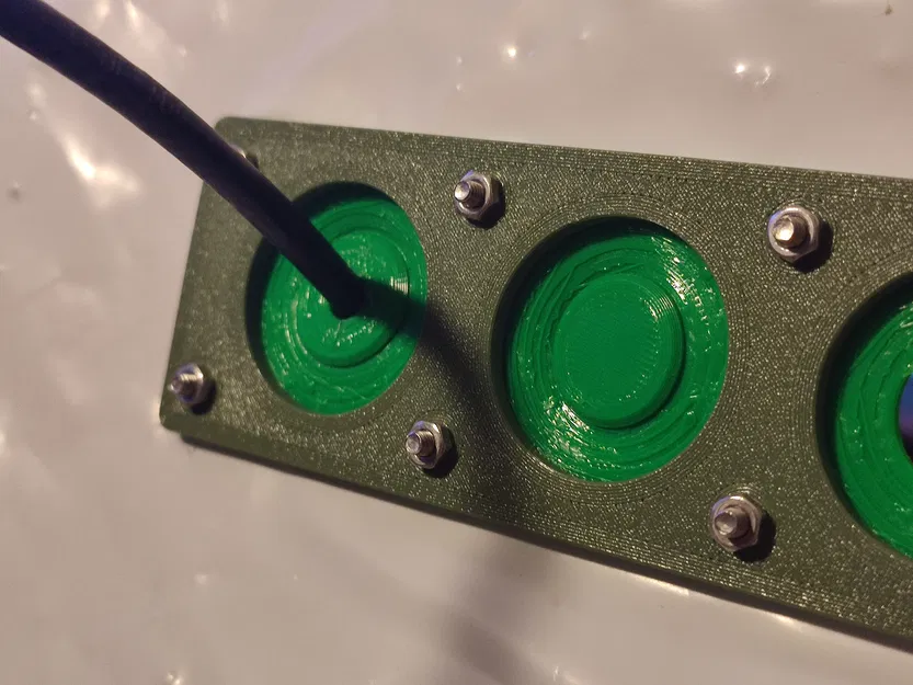 Nút luồn cáp cho lều - Image 5