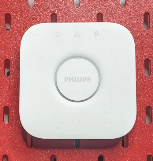 Ngàm gắn Skadis cho Philips Hue Bridge / Bridge Pro Hub - Image 2