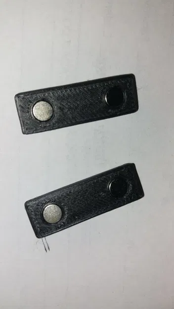 Tấm đế gắn nam châm 30x10mm tiện lợi cho mọi không gian - Image 2