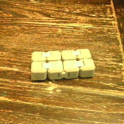 Infinity Cube: Khối đồ chơi giải trí thông minh in 3D không cần hỗ trợ