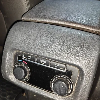 Núm vặn điều hòa thay thế cho Seat Alhambra và VW Sharan