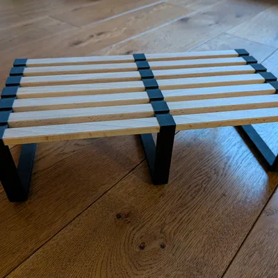 Đôn kệ sách (Bookshelf riser)