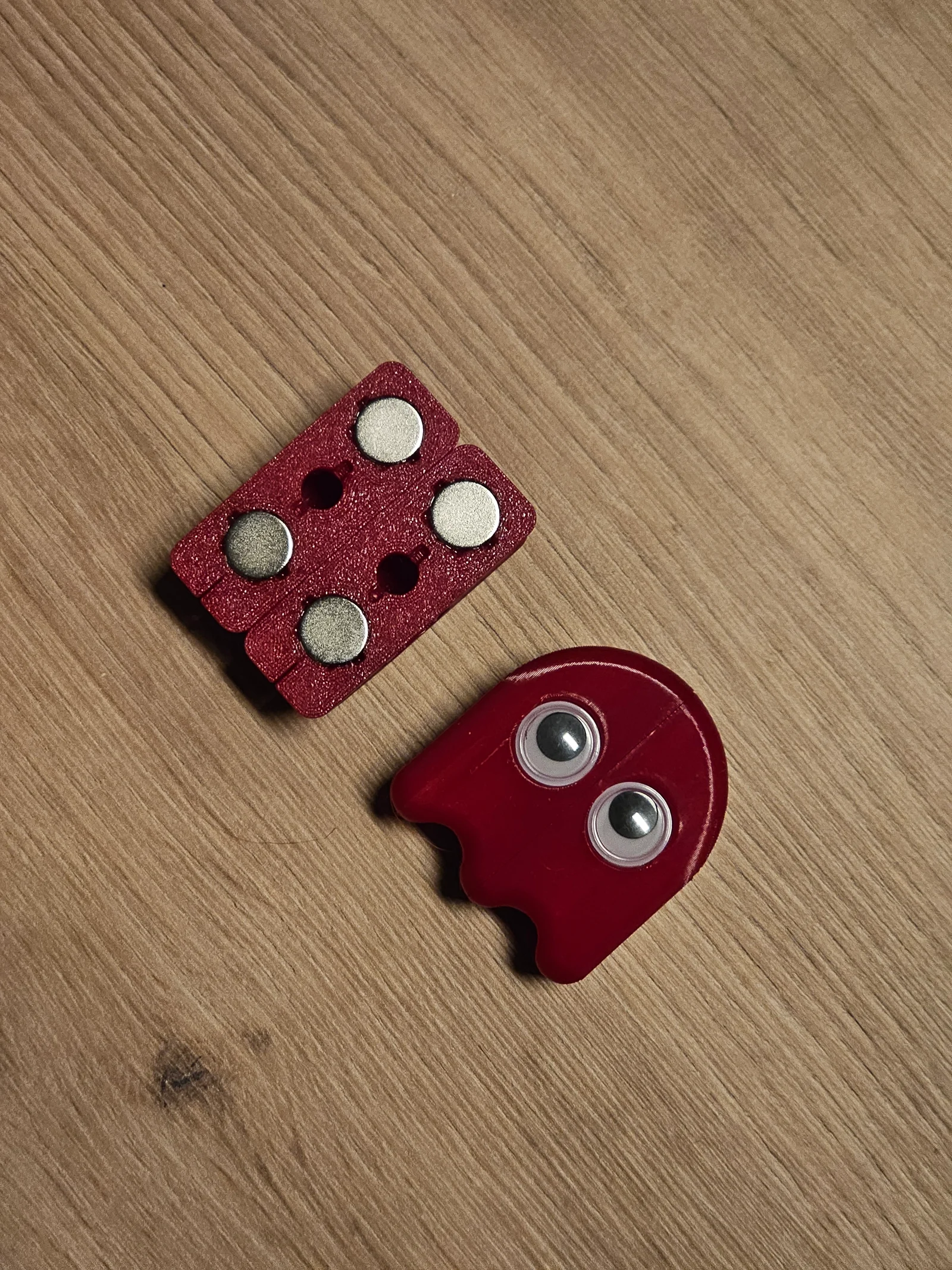 Mô hình đầu kéo khóa hình bóng ma Pac-Man… 1