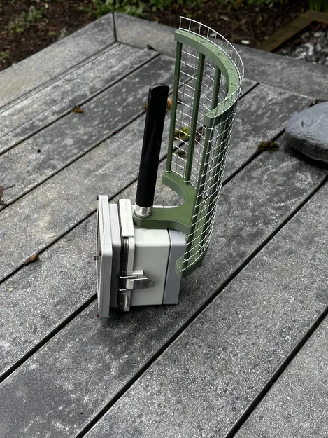 Bộ phản xạ Parabolic ngoài trời cho Meshtastic - Ăng-ten Alfa 915 - Image 2