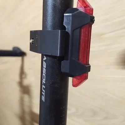 Ngàm gắn đèn xe đạp cho ghi đông và cọc yên (Bike lights mount)