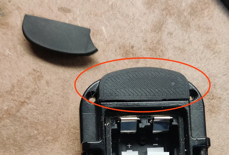 Nắp đậy cổng dữ liệu cho Foretrex 301 - Image 1