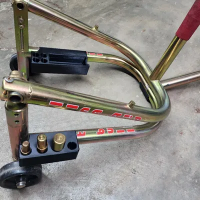 Miếng đệm bảo vệ chân chống xe máy Pitbull - Phụ kiện in 3D hữu ích