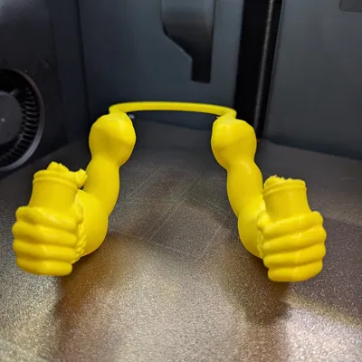 Tay Popeye cho mèo cưng