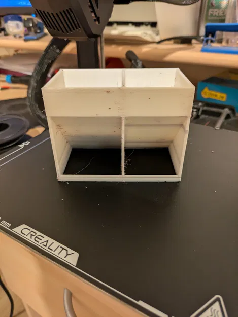 Khay đựng và phân phối pin AAA và AA thông minh bằng in 3D - Image 2