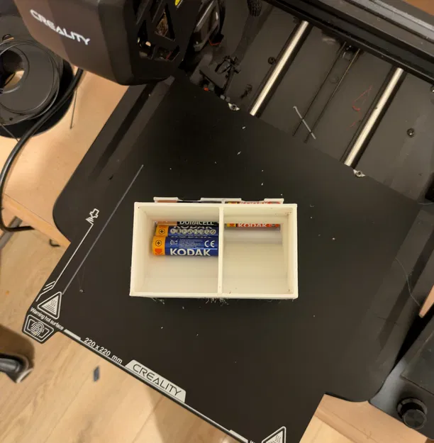 Khay đựng và phân phối pin AAA và AA thông minh bằng in 3D - Image 3