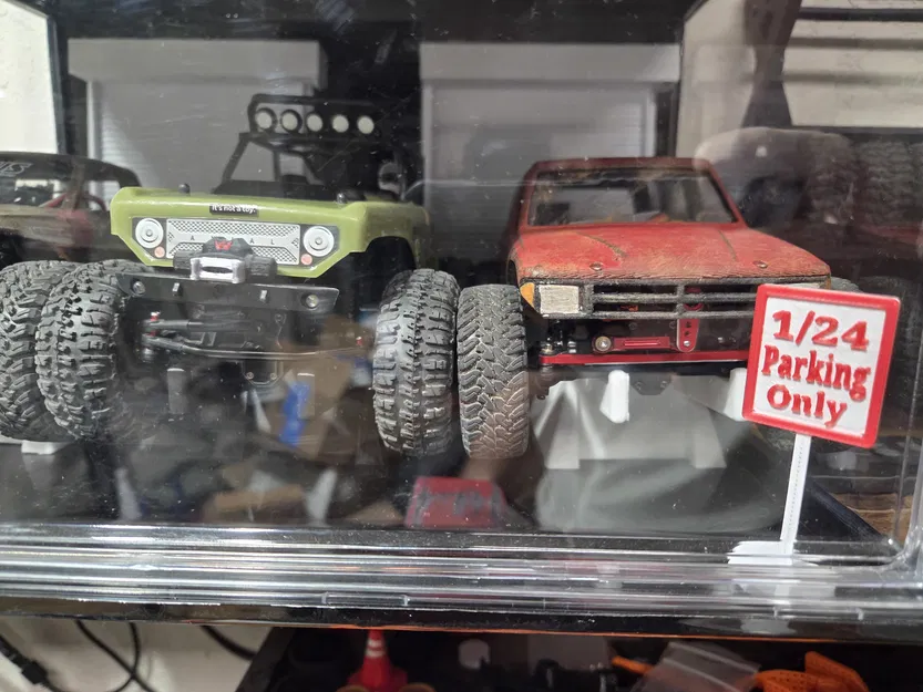 Biển báo Parking Only tỉ lệ 1/24 cho mô hình RC - Image 2