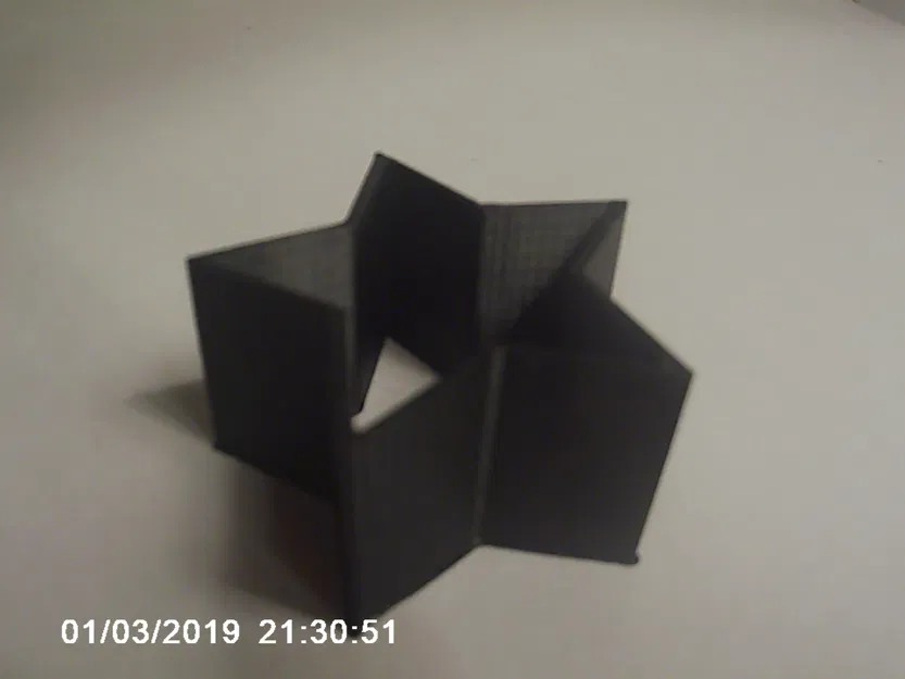 Khuôn Cắt Đất Nặn Hình Ngôi Sao – Dụng Cụ Vui Chơi Sáng Tạo Cho Bé - Image 1