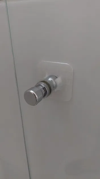 Chốt chặn tay nắm cửa phòng tắm - Image 1