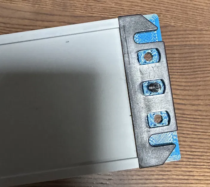 Miếng đệm gia cố cho ổ cắm điện Bachmann - Image 2