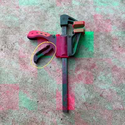 Tay cầm thay thế cho kẹp chữ F - Giải pháp sửa chữa kẹp 3D