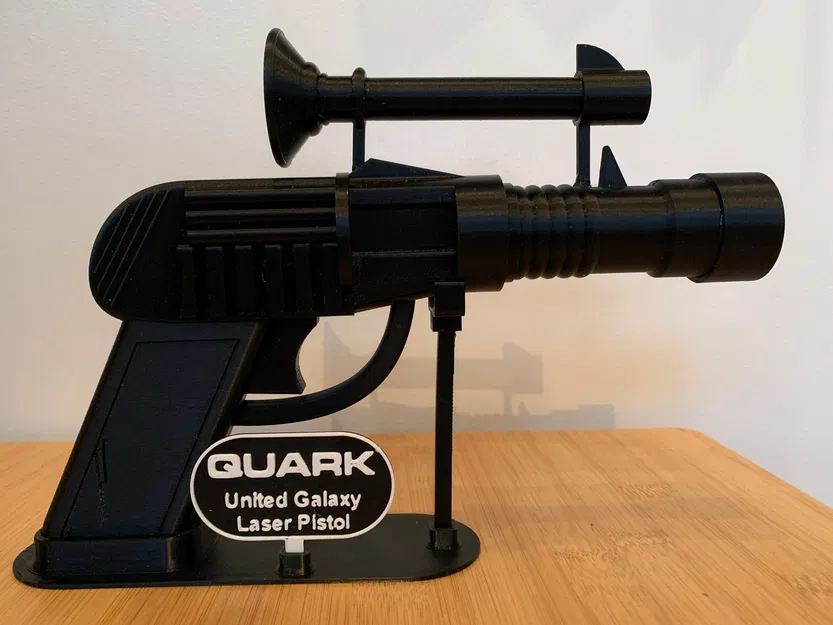 Súng lục tiêu chuẩn United Galaxy từ series phim truyền hình "Quark" năm 1977 - Image 1