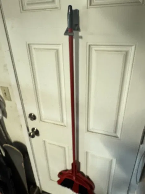 Giá treo chổi/cây lau nhà (Không cần phụ kiện) - Image 3