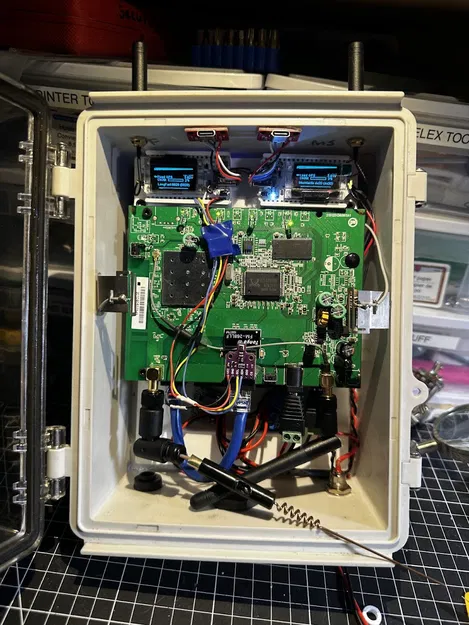 Giá đỡ Heltec V3 và V4 cho bảng lưới 5mm - Phụ kiện Meshtastic - Image 2