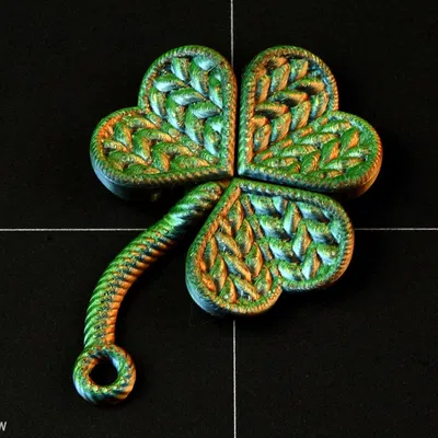 Móc khóa cỏ bốn lá đan linh hoạt