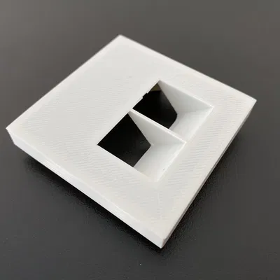 Nắp che ổ cắm RJ45 (55 mm) không tên