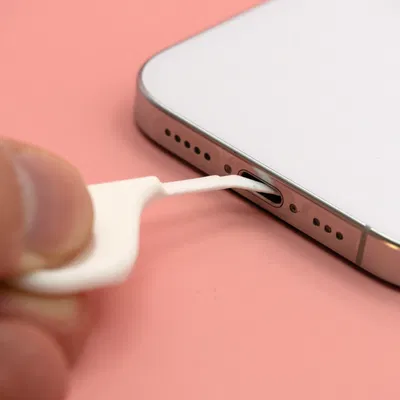 Port Pick bởi Pork3D.com - Dụng cụ vệ sinh cổng sạc siêu gọn