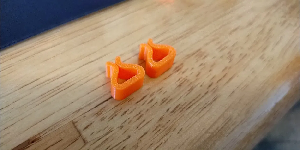 Móc Kẹp Dây Điện Thông Minh - Phụ Kiện In 3D Gọn Gàng Cho Bàn Làm Việc - Image 1