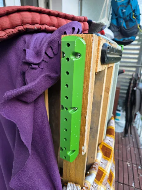 Chân đế trượt và góc bảo vệ cho Europallet/EUR pallet - Image 1