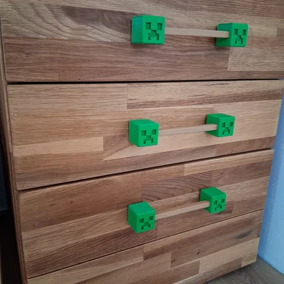 Tay nắm ngăn kéo hình Creeper Minecraft in 3D độc đáo