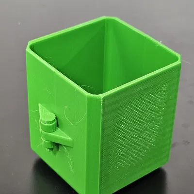 Chậu trồng cây tái sử dụng (Dễ dàng in ấn)