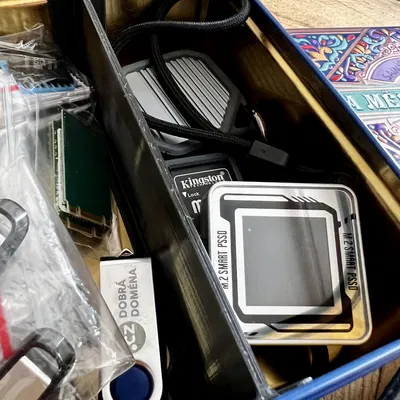 Thanh chia ngăn hộp bánh La Mere Poulard - Tái chế hộp thiếc gọn gàng