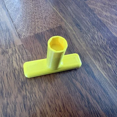 Brio Geared Switch: Chìa khóa vặn nhẹ nhàng cho bé