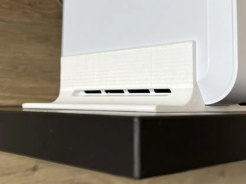 Chân đế dựng đứng cho UniFi Compact Cloud Gateway - Image 3