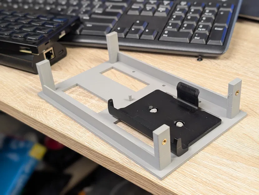 Hộp treo tường cho module Stream Deck - Image 1