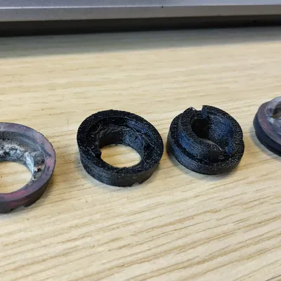 Ron làm kín trục gạt mưa phía sau cho Daewoo Nexia/Cielo