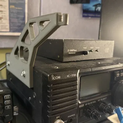 Giá treo micro cho máy bộ đàm Icom IC-718