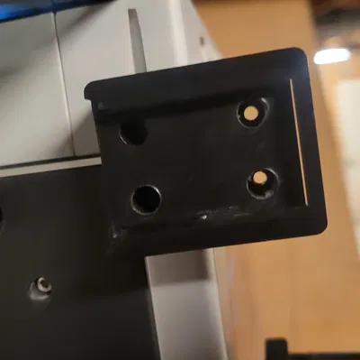 Vị trí lắp Side Hub tối ưu cho Qidi Q2 Qidibox giúp đường dẫn nhựa ngắn nhất