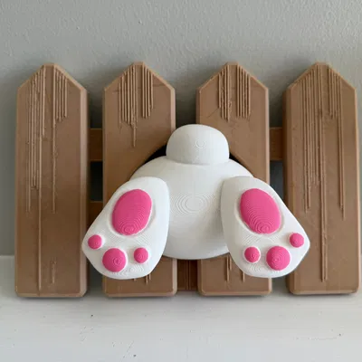 Mô hình thỏ chui hàng rào trang trí cực dễ thương cho ngày Phục sinh