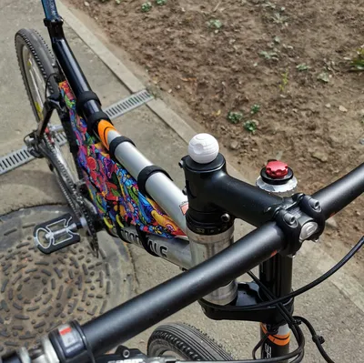 Nắp đậy cổ phốt Death Star cho xe Cannondale độc đáo