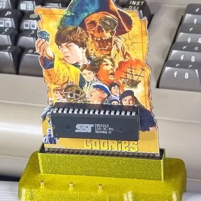 Bản độ Gamesystem cho Commodore 64 kèm nút bấm