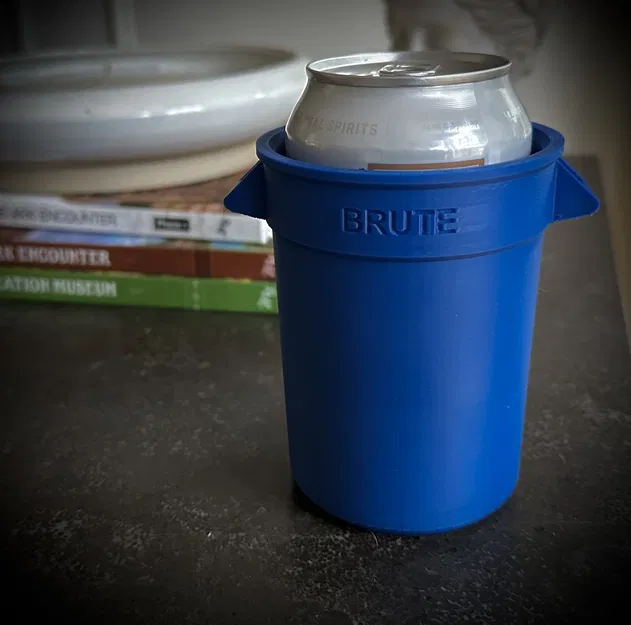 Koozie Giữ Lon Nước Hình Thùng Rác Brute - Image 1