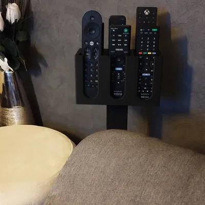 Giá treo điều khiển từ xa 3 khe tiện lợi cho ghế bành