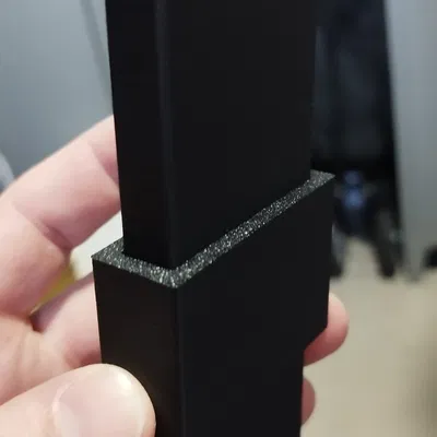 Giá treo điều khiển từ xa 3 khe tiện lợi cho ghế bành