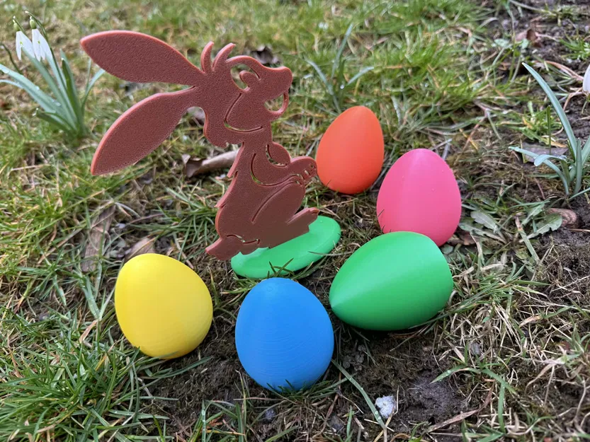 Chú thỏ Phục sinh trên bệ đứng - Image 2