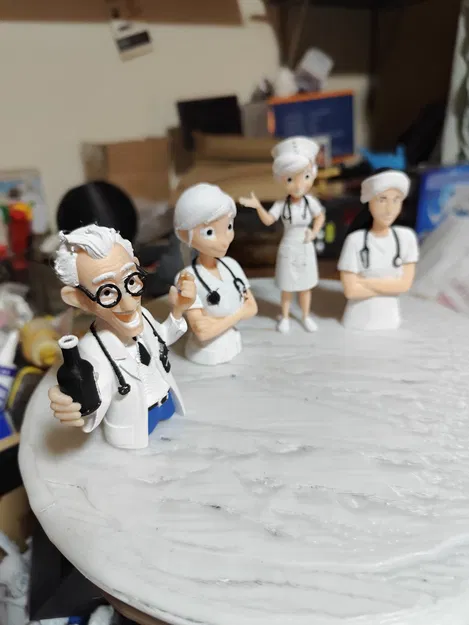 Mô hình nhân viên y tế - Image 7