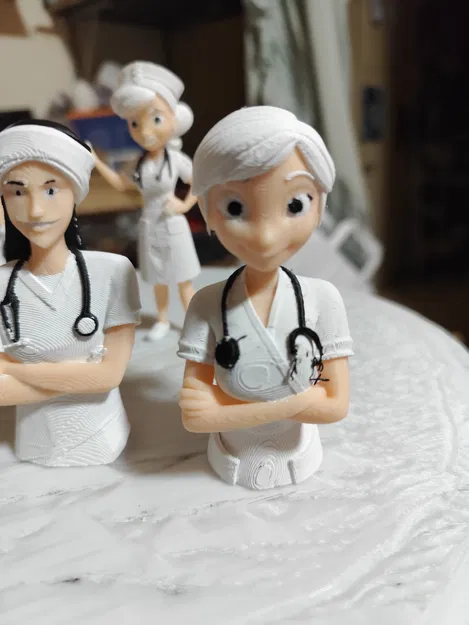 Mô hình nhân viên y tế - Image 9