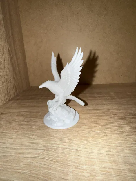 Tượng Đại Bàng Oai Vệ – Độ Chi Tiết Cao Cấp - Image 2