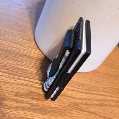 Ví in 3D tối giản tích hợp kẹp tiền