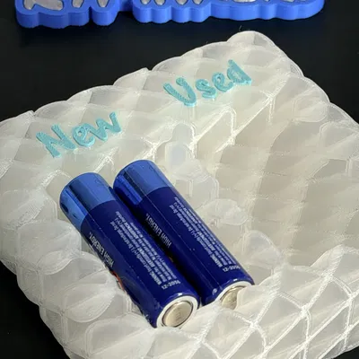 Khay đựng pin AA/AAA R7 Lattice | Phụ kiện cho Studio & Sân khấu | R7 Makers